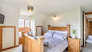 3 bedrooms, free WiFi, bed sheets