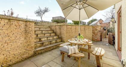 3 bedroom accommodation in Shipton-Under-Wychwood