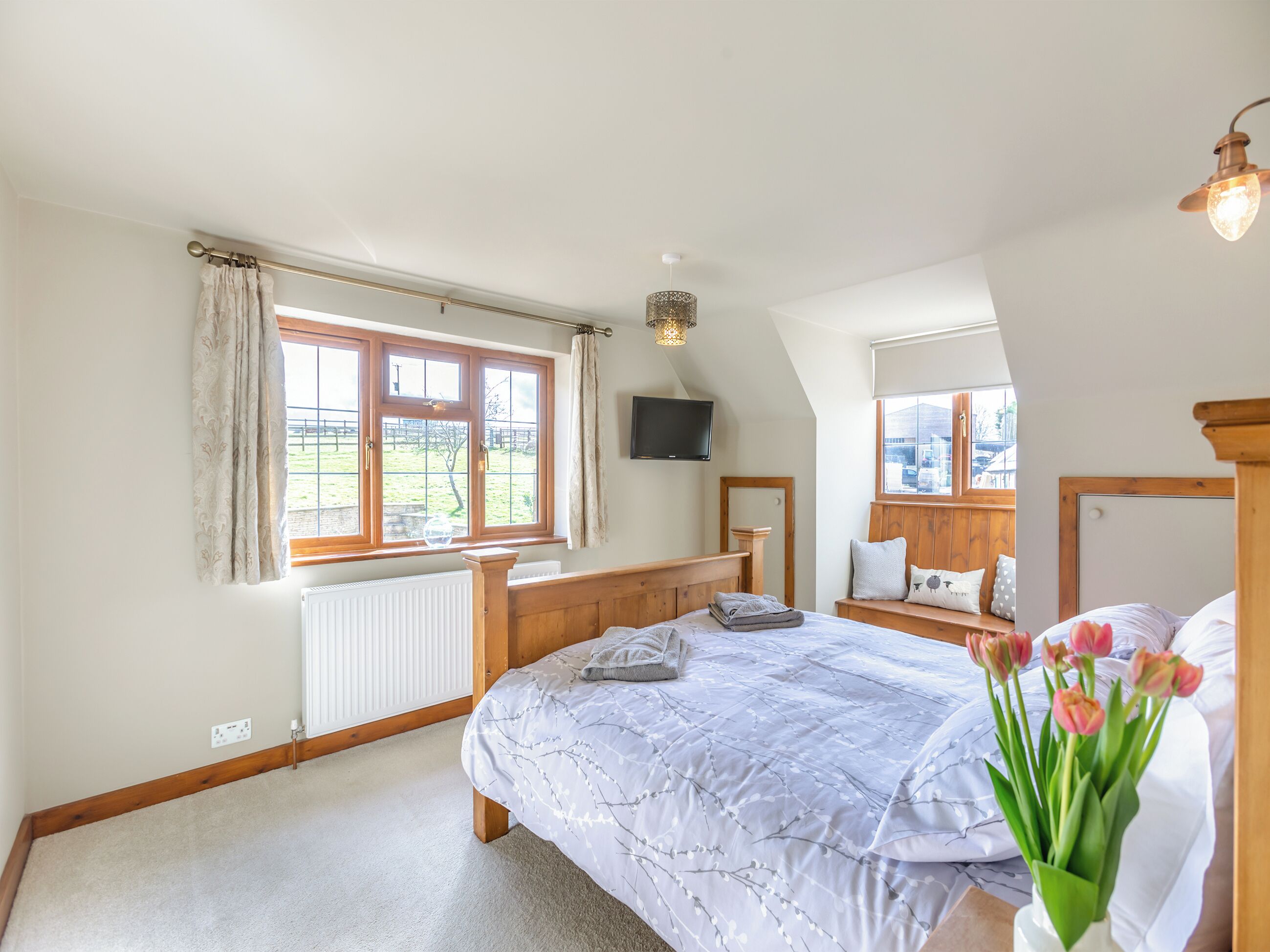 3 bedrooms, free WiFi, bed sheets