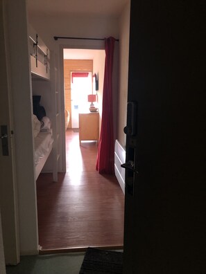 1 bedroom