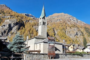 Point of interest - Renovated, bright apartment centrally located (Gressoney Saint-Jean)