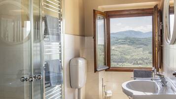 Vasca, asciugacapelli, bidet