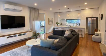 Stunning Lilydale 2 Bedroom Townhouse
