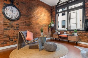 Apartment | Living area - StayCentral - Heritage Warehouse Retreat (Melbourne)