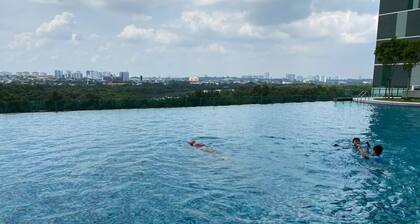 NestHome JB City (Pool view) 3 bedroom suites