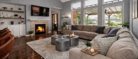 Smart TV, fireplace, table tennis