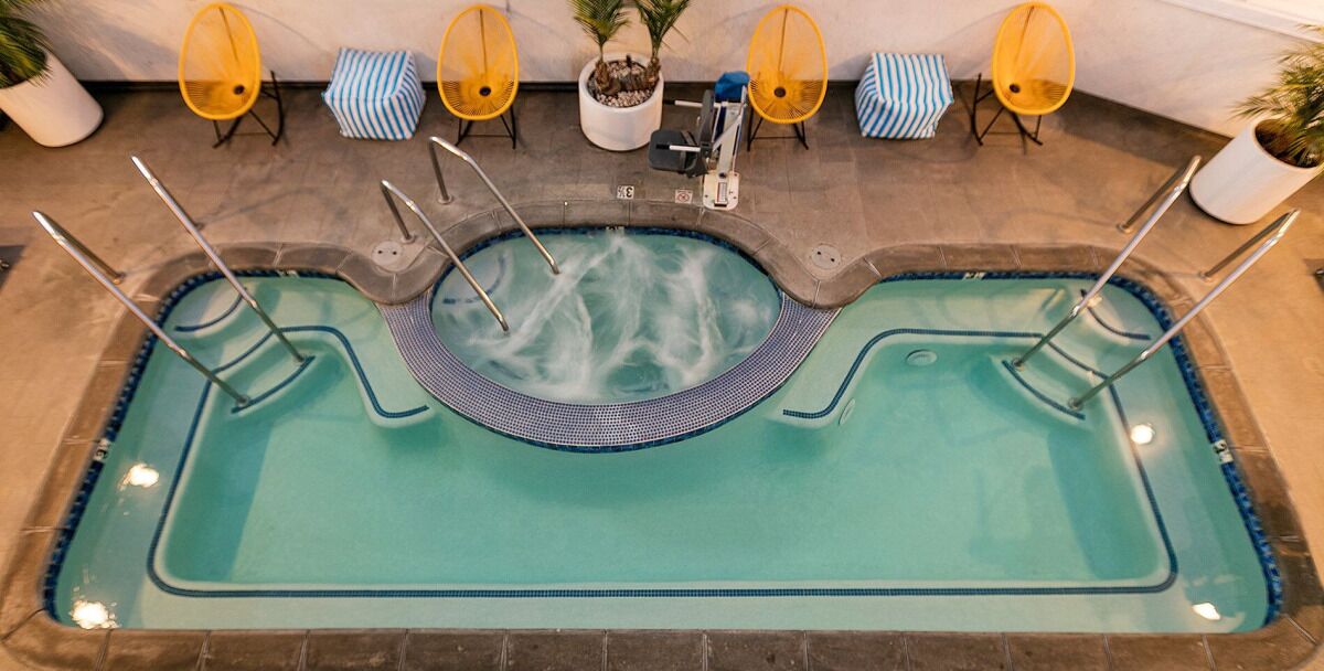 2 Boulevard Mega King Suite at The Kinney Venice Beach!