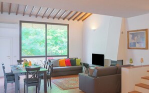 Interior - Apartments Florence - Beautiful Ronco Loft (Firenze)