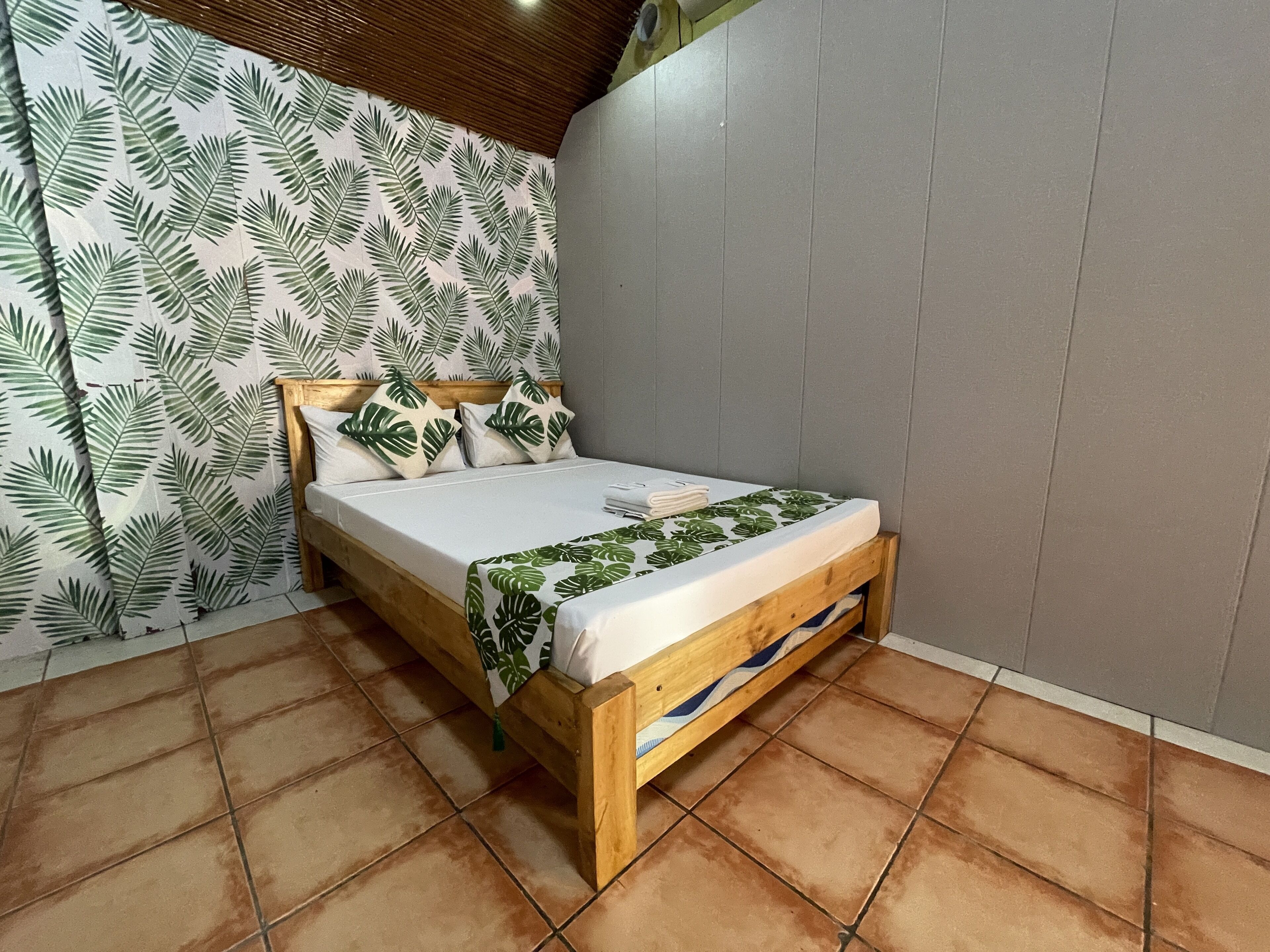 room | minibar, bed sheets