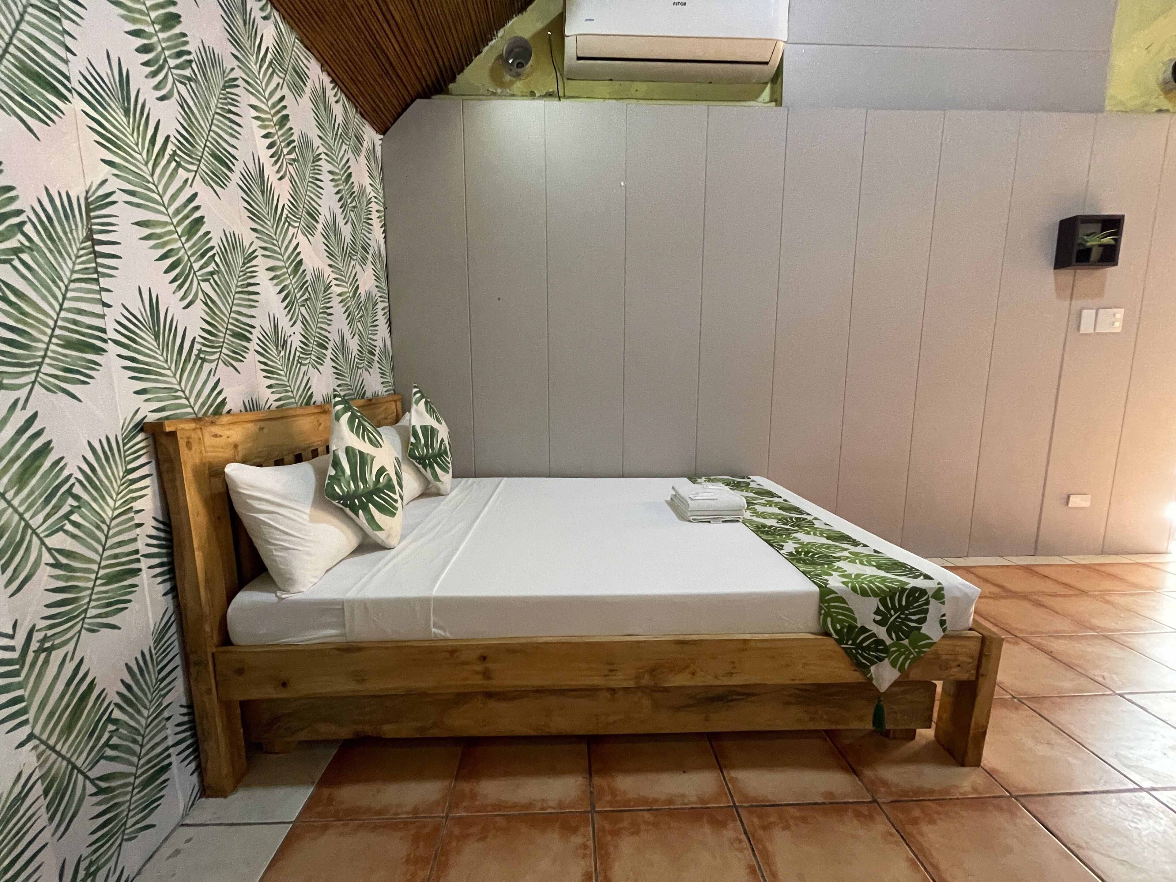 room | minibar, bed sheets