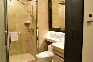 Bathroom - Jinbiwan Hotel (Kaiping Yinhai) (Kaiping)