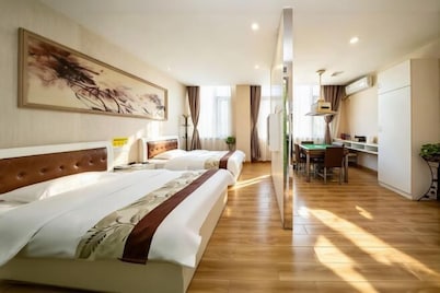 Hanshe Ligong Hotel (Shanghai Dahongqiao National Convention and Exhibition Center)