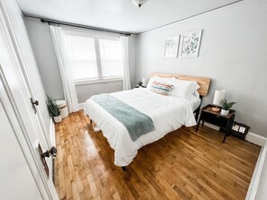 4 quartos, ferros/tábuas de passar roupa, Wi-Fi de cortesia