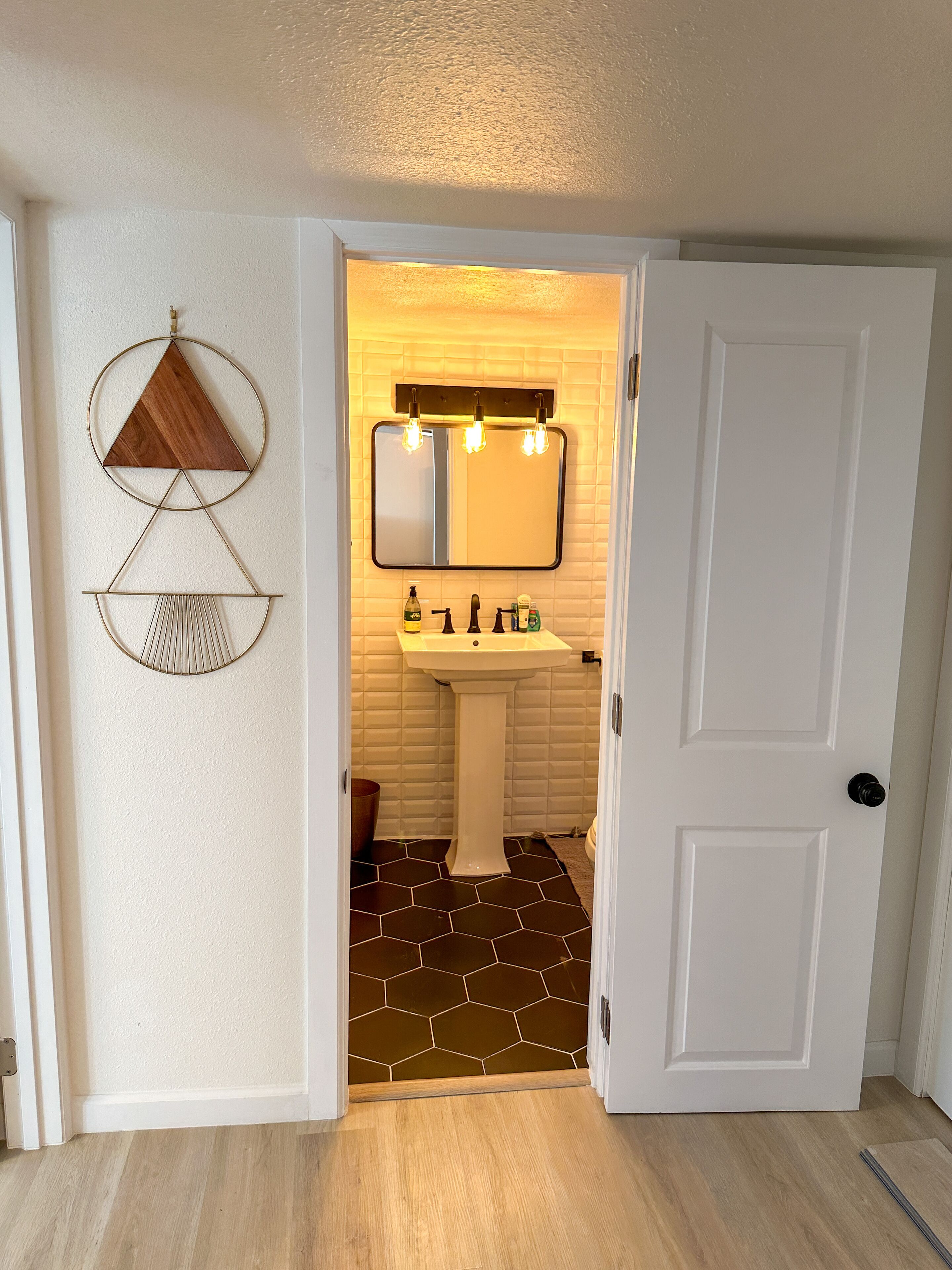 Adorable home blocks from sloans lake