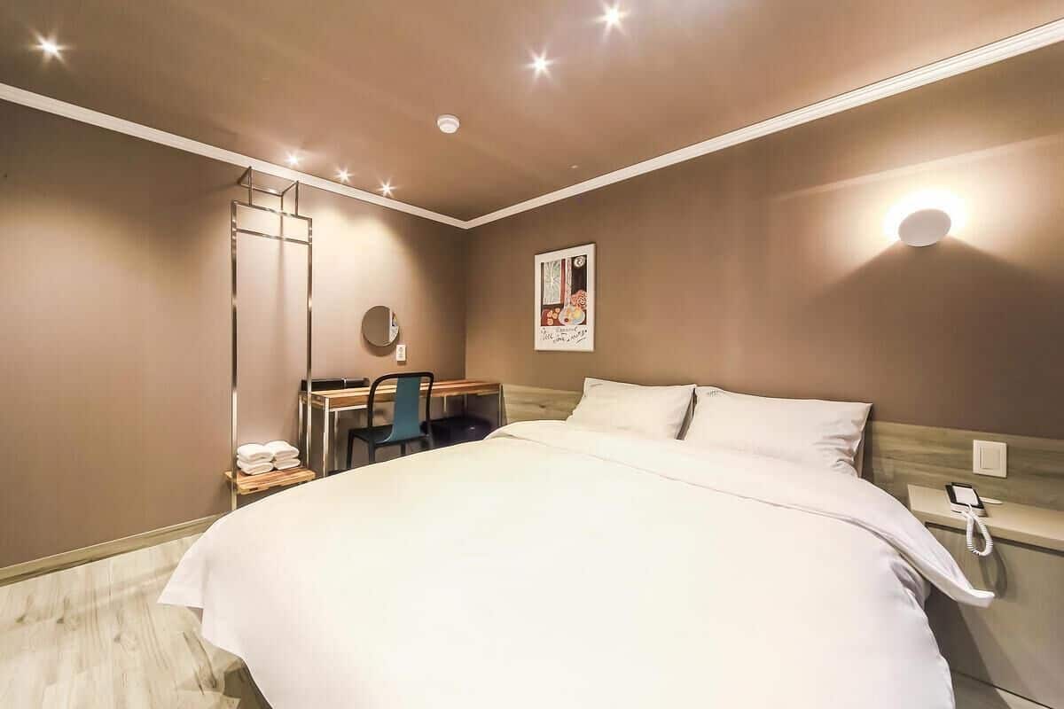 Ropa de cama de alta calidad, cubrecamas y colchones con pillow-top