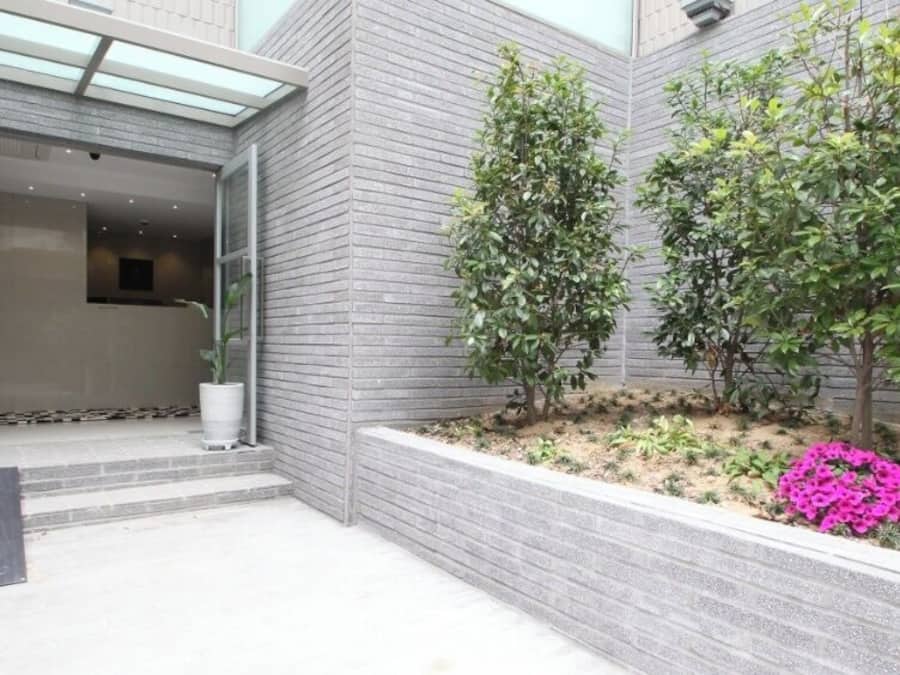 Bagian depan properti
