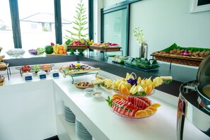 Free daily buffet breakfast  - Pim Pool Villa Nan (Nan)