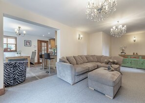 Unclassified image, 4 of 17, button