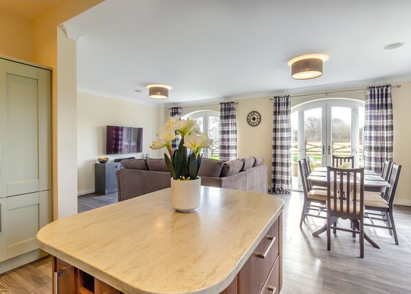 Interior - 3 bedroom accommodation in Knitsley (Knitsley)