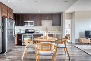 Fridge, microwave, oven, dishwasher