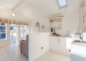 Oven - This chic country style beach hut is ideal for a romantic escape by the sea. (Hele Bay, Ilfracombe)