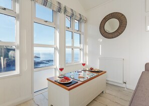 Dining - Driftwood Beach Cabin (Hele Bay, Ilfracombe)