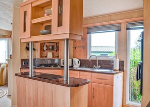 Fridge, oven, stovetop, toaster
