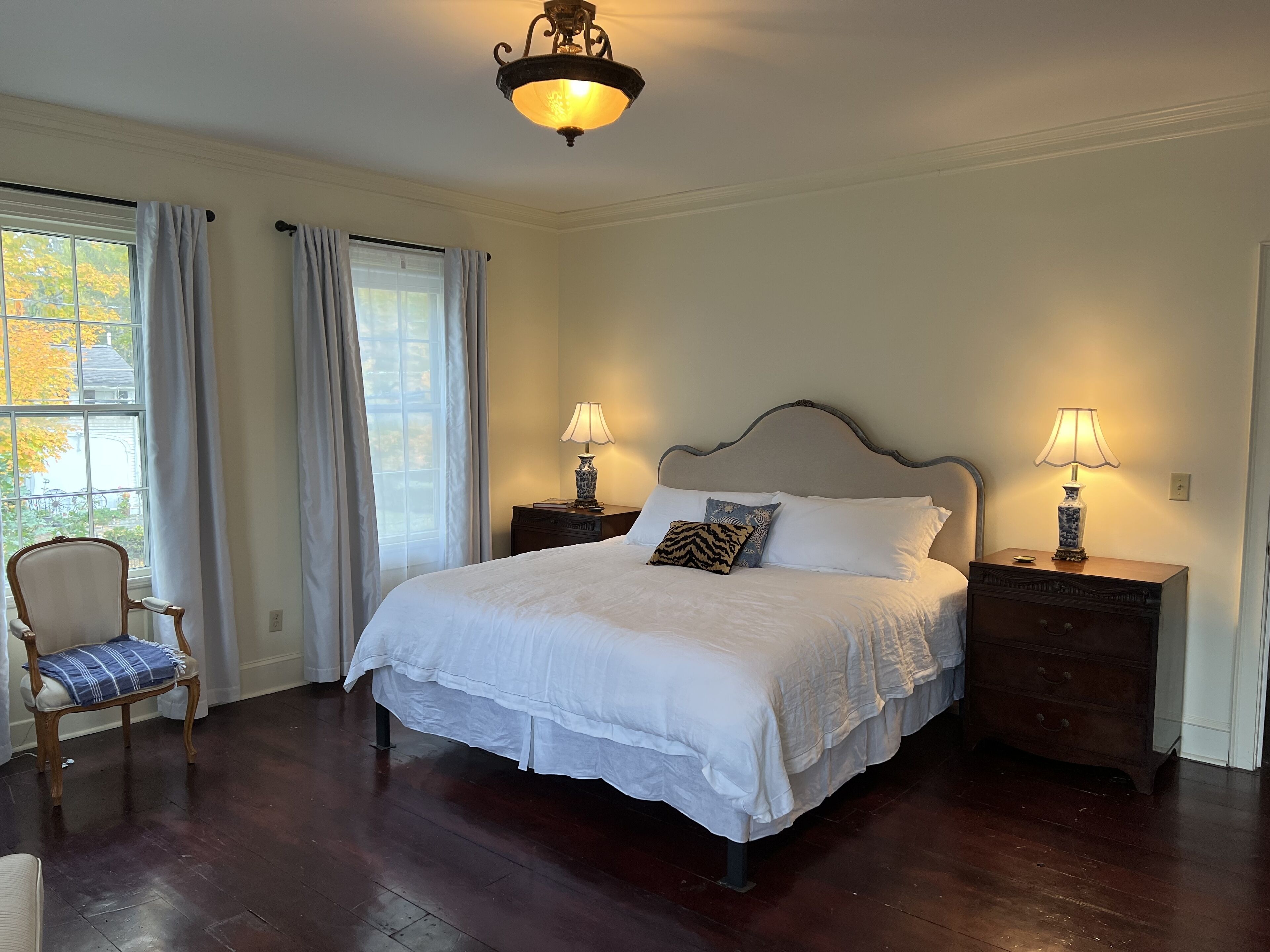 6 chambres, fer et planche à repasser, Wi-Fi gratuit, draps fournis