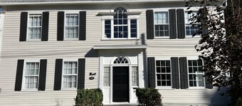 Historical Home in downtown Homer 