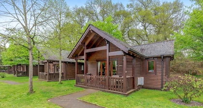 Alojamiento de 3 habitaciones en Tilford, Farnham
