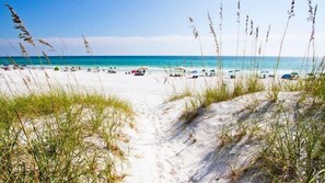 Beach - 2 Bikes! Steps to the Pool! Bike to Beach! 1st Fl Condo! - Silk Beach on 30A at (Santa Rosa Beach)