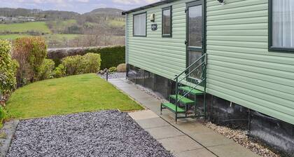 Contemporary, stylish caravan with one double and one twin.