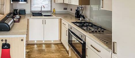 Fridge, oven, stovetop, toaster