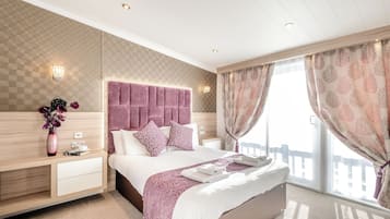 2 bedrooms