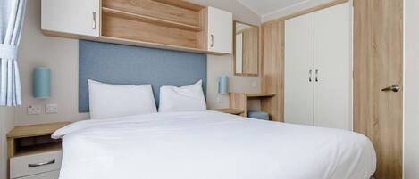 2 bedrooms