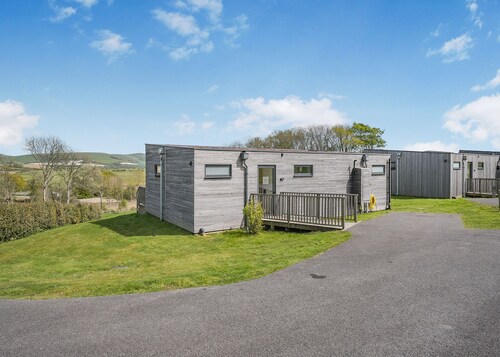 2 bedroom accommodation in Lewes