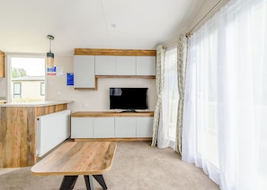 Interior - 12ft-wide luxury caravan with one double and two twin. (Mablethorpe)