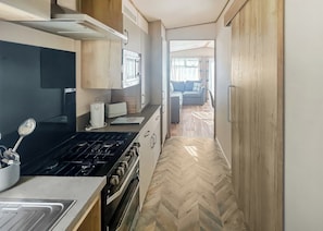Fridge, oven, stovetop, toaster