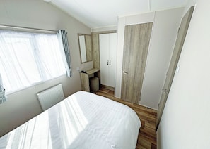 3 bedrooms