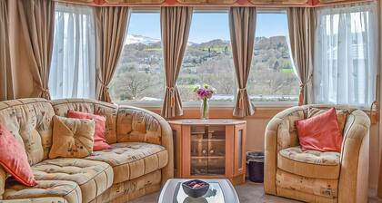 Traditional yet comfortable caravan with one double and two twins.