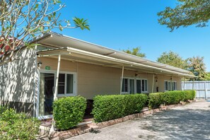 Habitación básica doble | Escritorio, espacio para trabajar con un portátil, wifi gratis