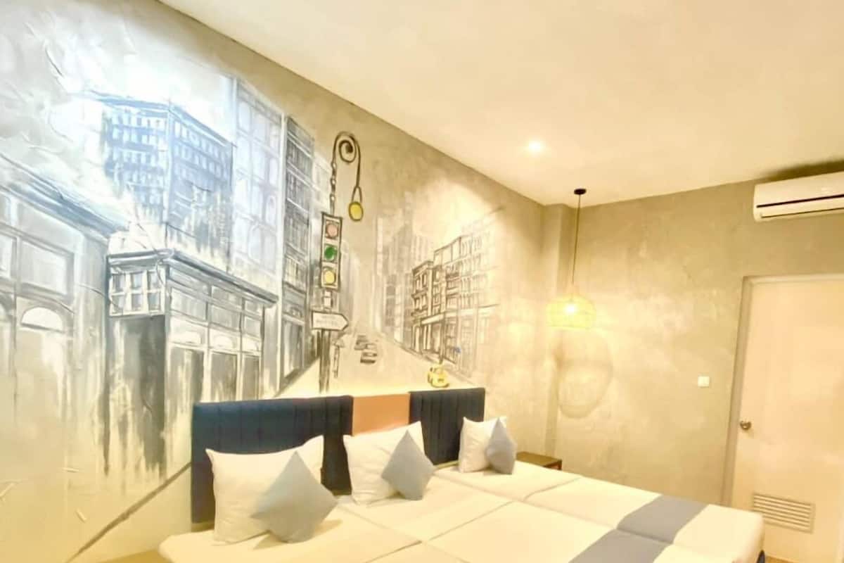 Chambre Triple Familiale, plusieurs chambres | Literie hypoallergénique, décoration personnalisée, bureau