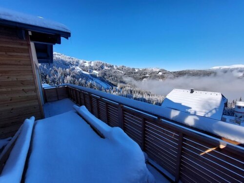 Diamondsky by Interhome