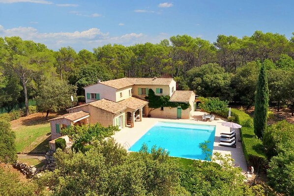 Pool - Rural villa in Lorgues with a private pool (Lorgues)