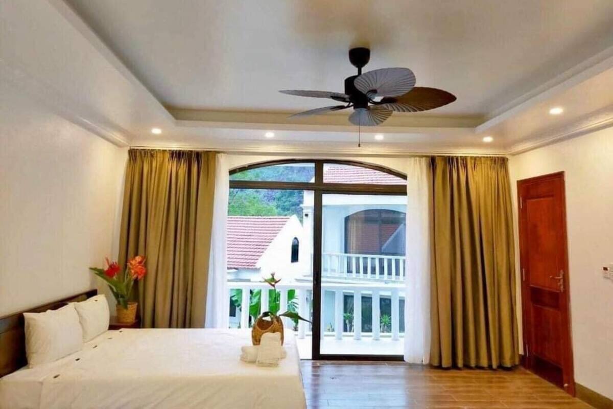 1 bedroom, premium bedding, pillow-top beds, minibar