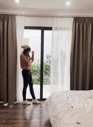 Deluxe Twin Balcony Room | 1 bedroom, premium bedding, pillow-top beds, minibar - Tam Coc Chic Villa & Resort (Hoa Lu)