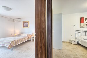 2 bedrooms, iron/ironing board, free WiFi, bed sheets - Villa Andi Terrace, Wi-fi, dishwasher, washing machine, parking, 3 min beach (Peroj, Vodnjan)