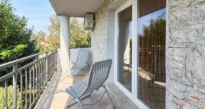 Villa Andi Terrace, Wi-fi, Geschirrspüler, Waschmaschine, Parking , 3 Min Strand