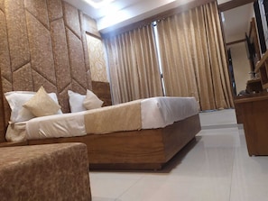 Desk, free WiFi, bed sheets, wheelchair access