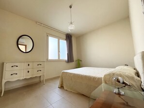 1 bedroom, iron/ironing board, travel crib, free WiFi - Rooftop Versilia, Casa Glicine near the sea (Pietrasanta)